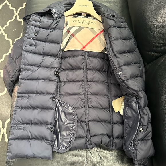 Burberry jacket with detachable hoodies - Picture 4 of 4